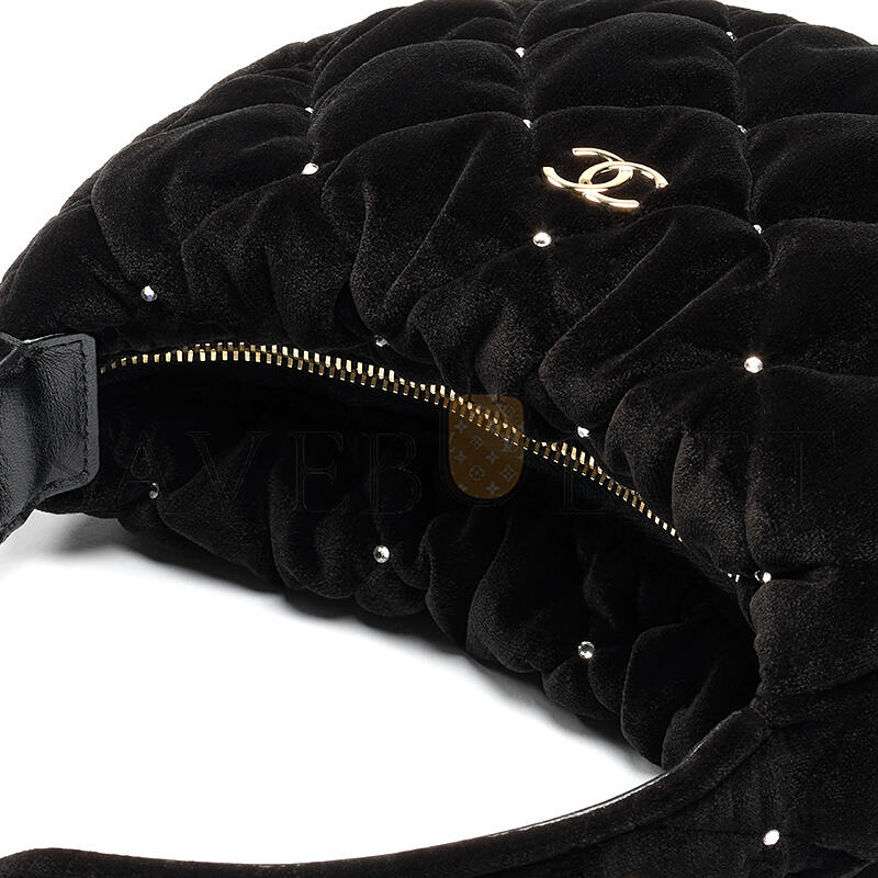 CHANEL POUCH AP4863 (19*11*8cm) CHANEL POUCH AP4863 (19*11*8cm)